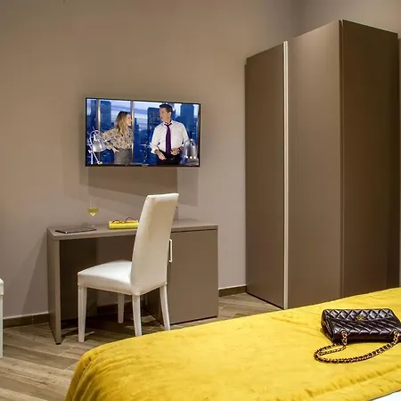 Frattina 3* Rome